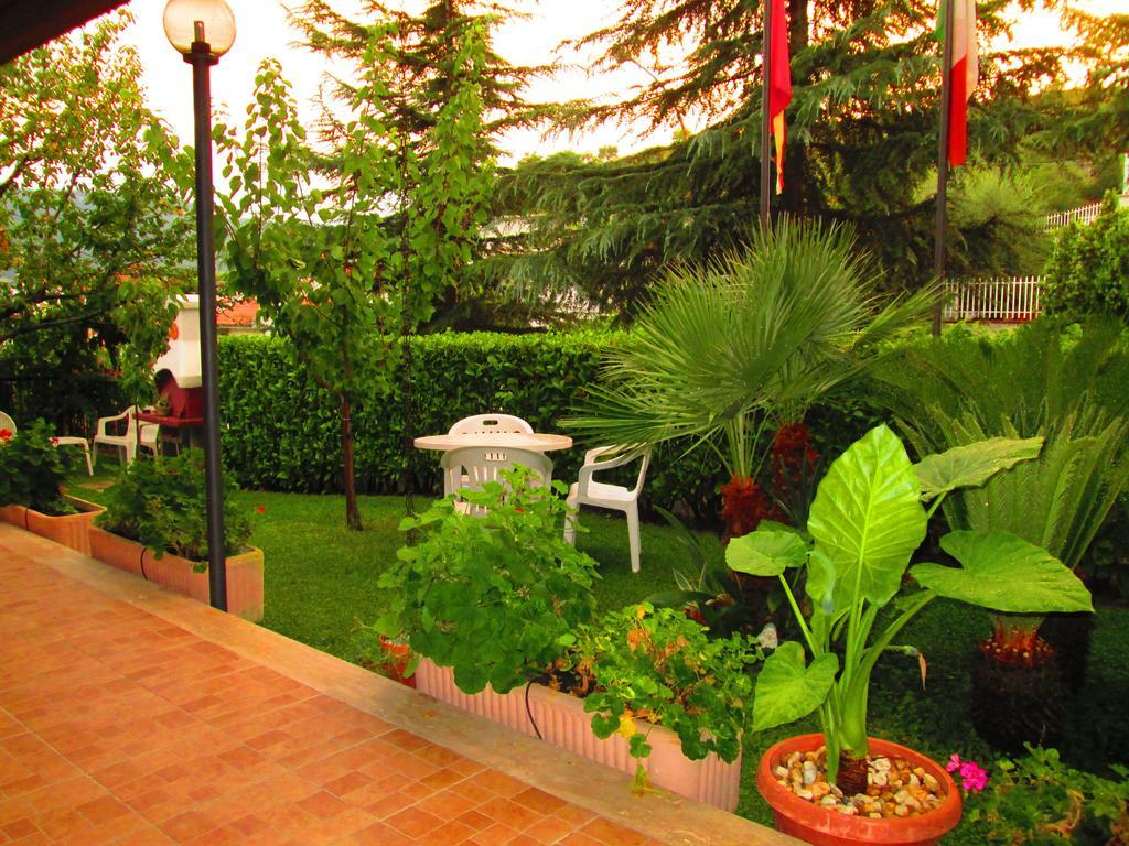 אסקולי פיצ'נו B&B Le Begonie חדר תמונה