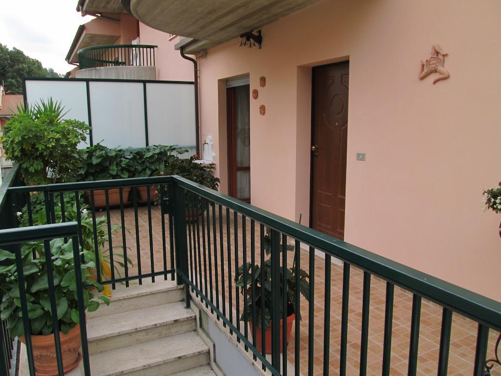 אסקולי פיצ'נו B&B Le Begonie חדר תמונה