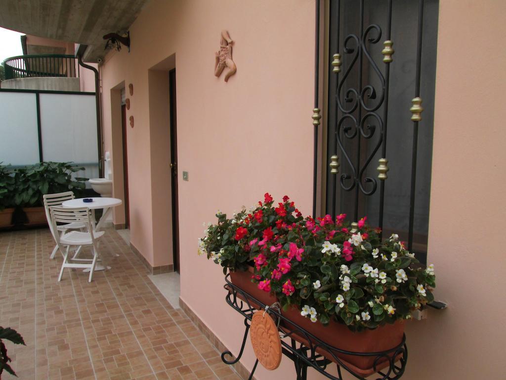 אסקולי פיצ'נו B&B Le Begonie חדר תמונה